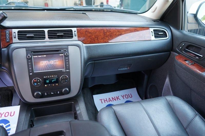 GMC Yukon 4WD 4dr SLT 2014