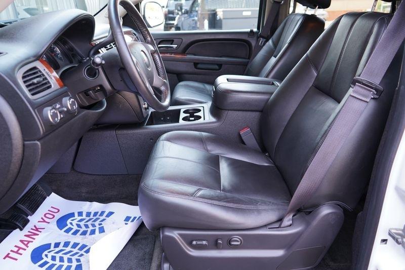 GMC Yukon 4WD 4dr SLT 2014