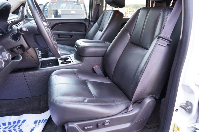 GMC Yukon 4WD 4dr SLT 2014