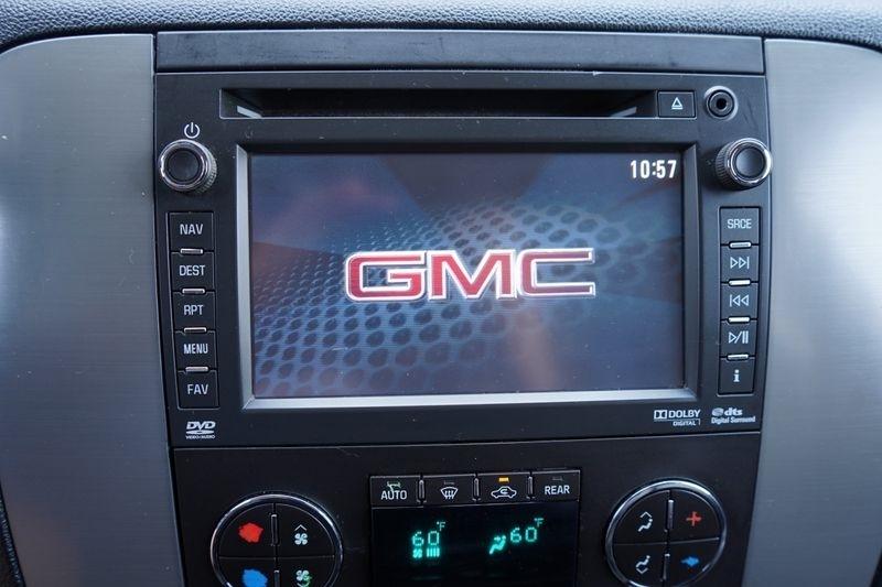 GMC Yukon 4WD 4dr SLT 2014