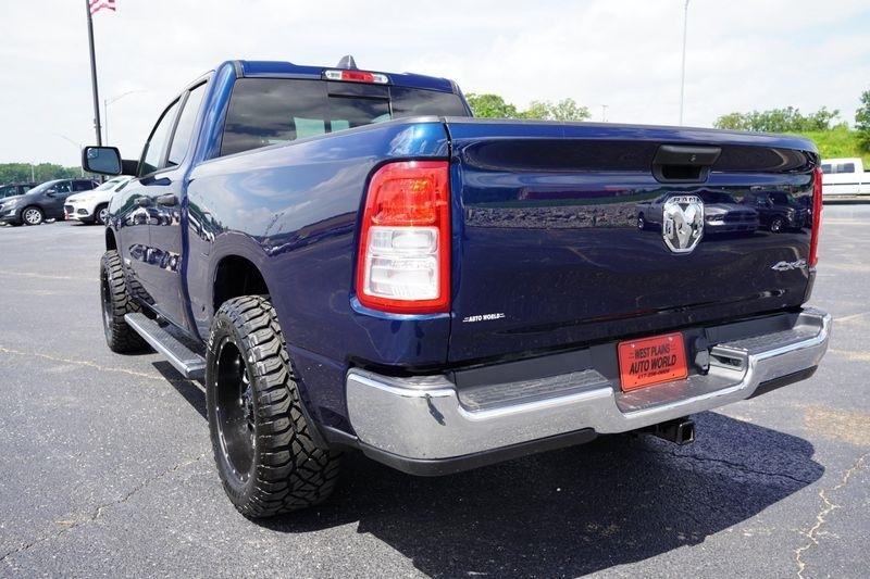 RAM 1500 Tradesman 4x4 Quad Cab 6'4" Box 2019