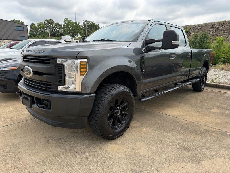 Ford Super Duty F-250 SRW King Ranch 4WD Crew Cab 8' Box 2019