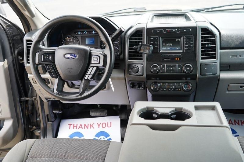 Ford Super Duty F-250 SRW King Ranch 4WD Crew Cab 8' Box 2019