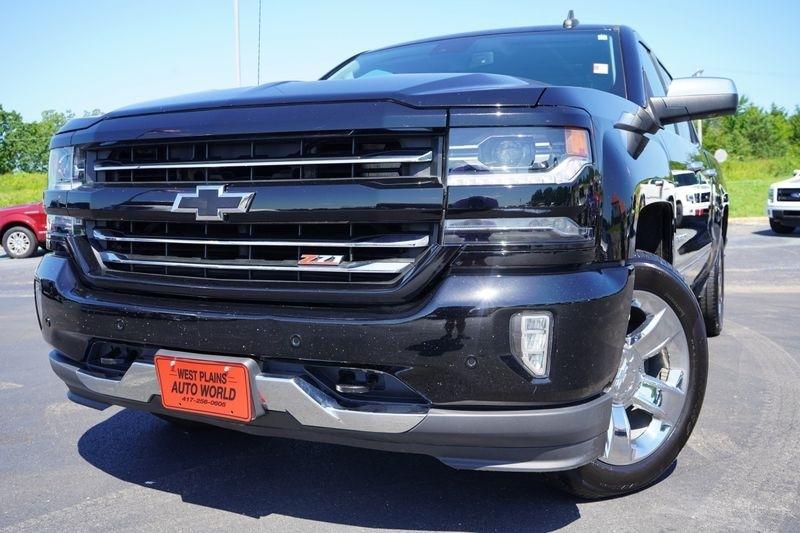 Chevrolet Silverado 1500 4WD Crew Cab 143.5" LTZ w/2LZ 2018