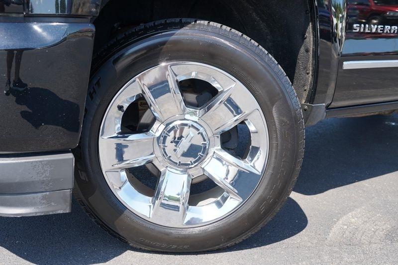 Chevrolet Silverado 1500 4WD Crew Cab 143.5" LTZ w/2LZ 2018