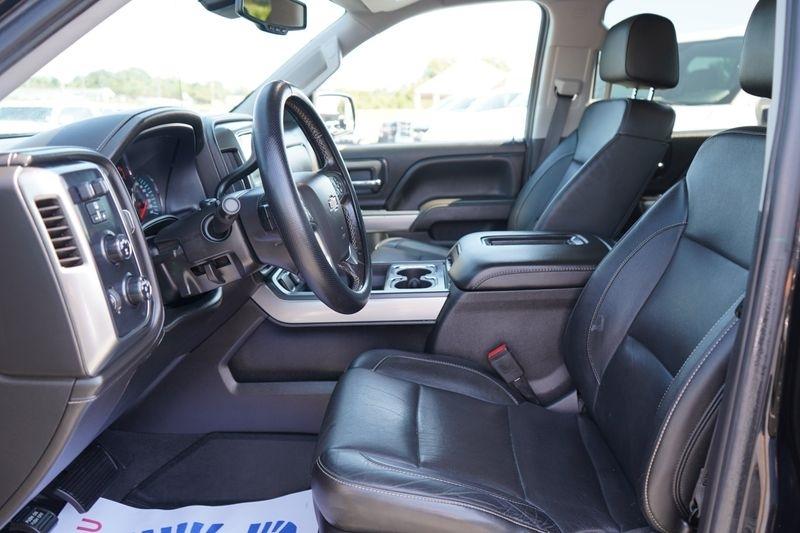 Chevrolet Silverado 1500 4WD Crew Cab 143.5" LTZ w/2LZ 2018