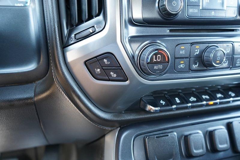 Chevrolet Silverado 1500 4WD Crew Cab 143.5" LTZ w/2LZ 2018