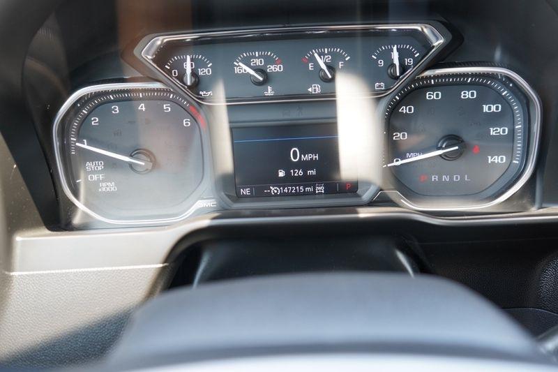 GMC Sierra 1500 4WD Crew Cab 147" SLT 2019