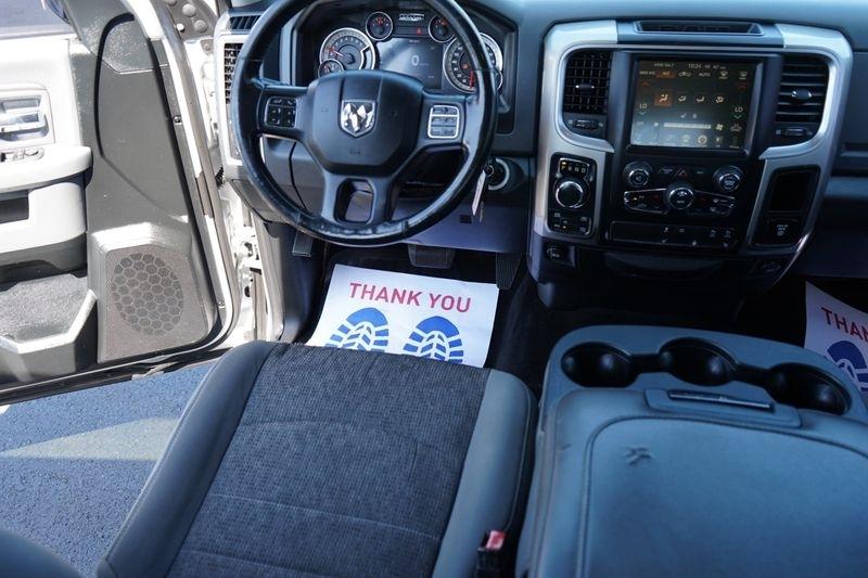 RAM 1500 4WD Crew Cab 140.5" Big Horn 2016