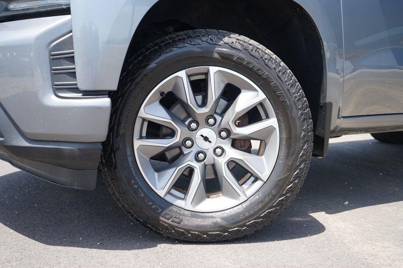 Chevrolet Silverado 1500 4WD Double Cab 147" RST 2021