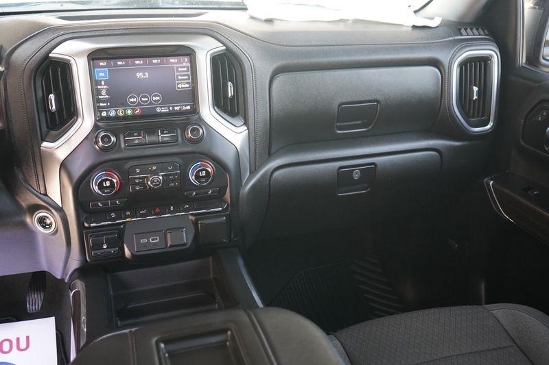 Chevrolet Silverado 1500 4WD Double Cab 147" RST 2021