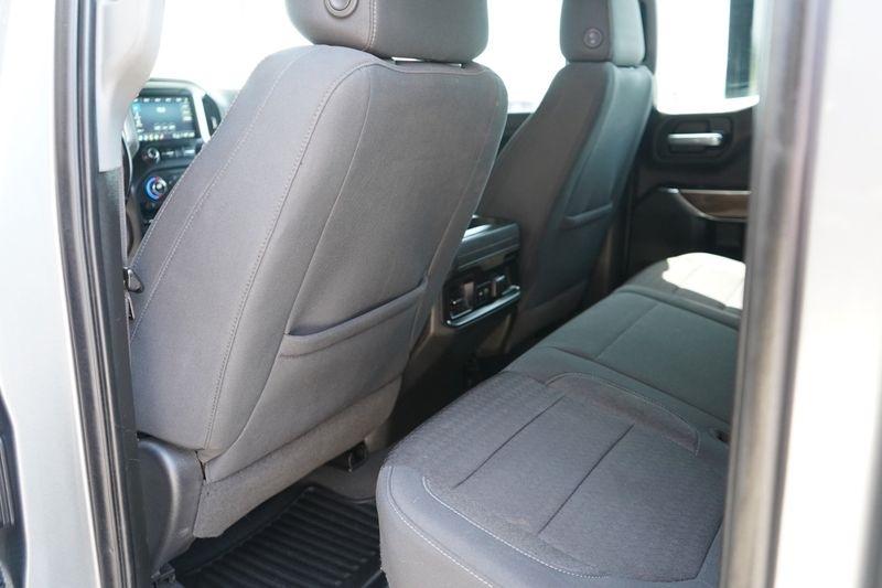 Chevrolet Silverado 1500 4WD Double Cab 147" RST 2021