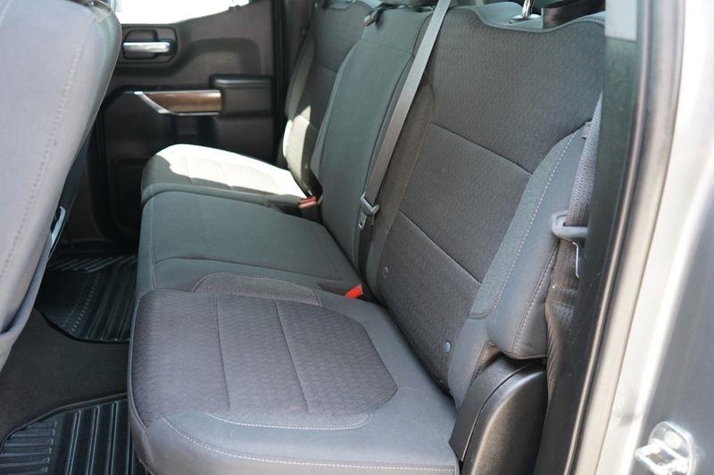 Chevrolet Silverado 1500 4WD Double Cab 147" RST 2021