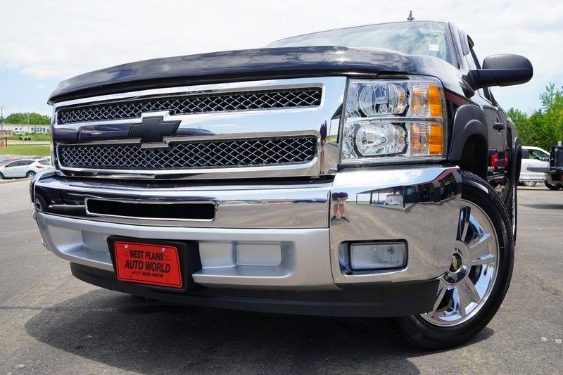 Chevrolet Silverado 1500 2WD Reg Cab 119.0" LT 2013