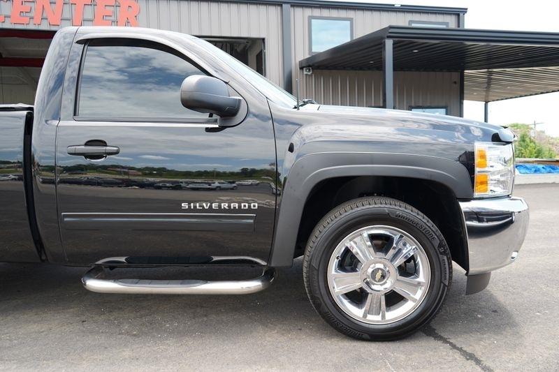 Chevrolet Silverado 1500 2WD Reg Cab 119.0" LT 2013