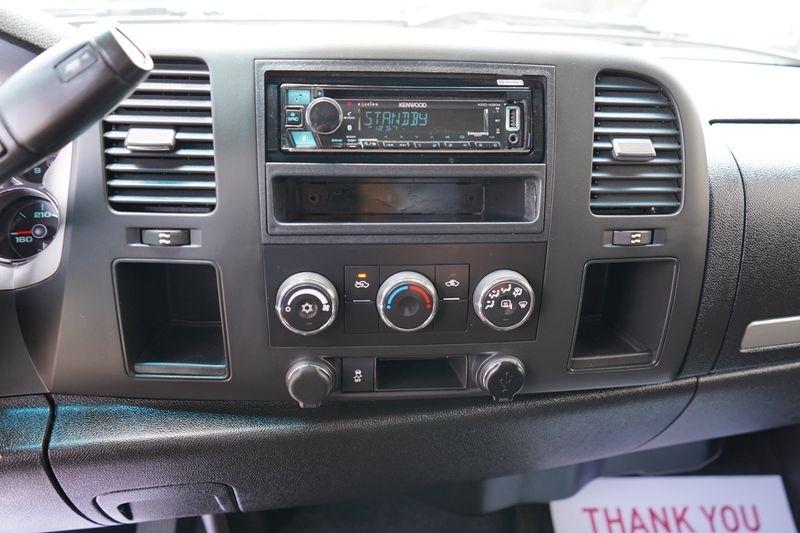 Chevrolet Silverado 1500 2WD Reg Cab 119.0" LT 2013
