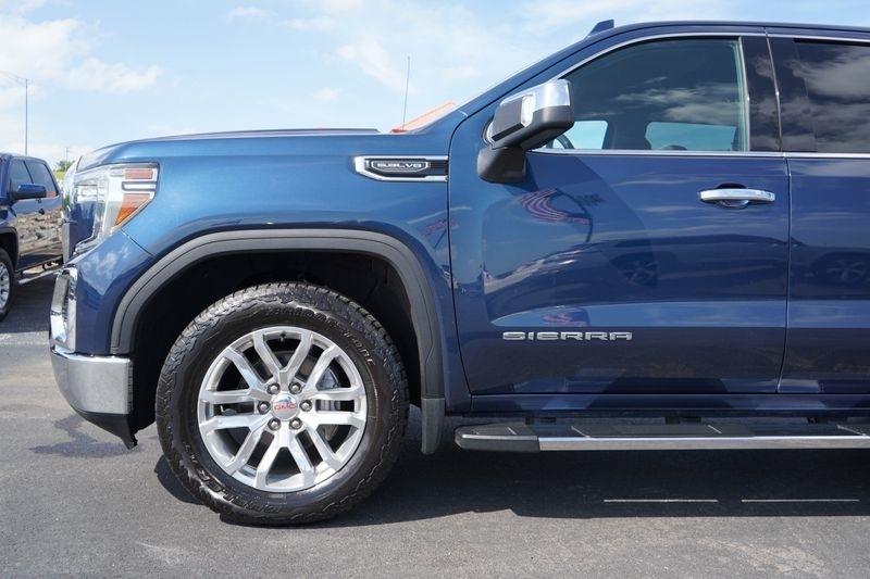 GMC Sierra 1500 4WD Crew Cab 147" SLT 2019