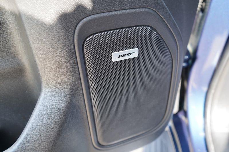 GMC Sierra 1500 4WD Crew Cab 147" SLT 2019