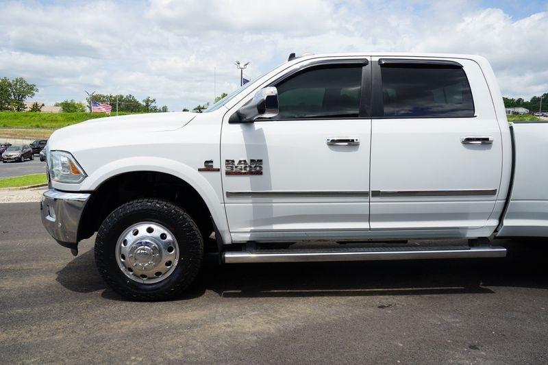 RAM 3500 4WD Crew Cab 169" Laramie 2016