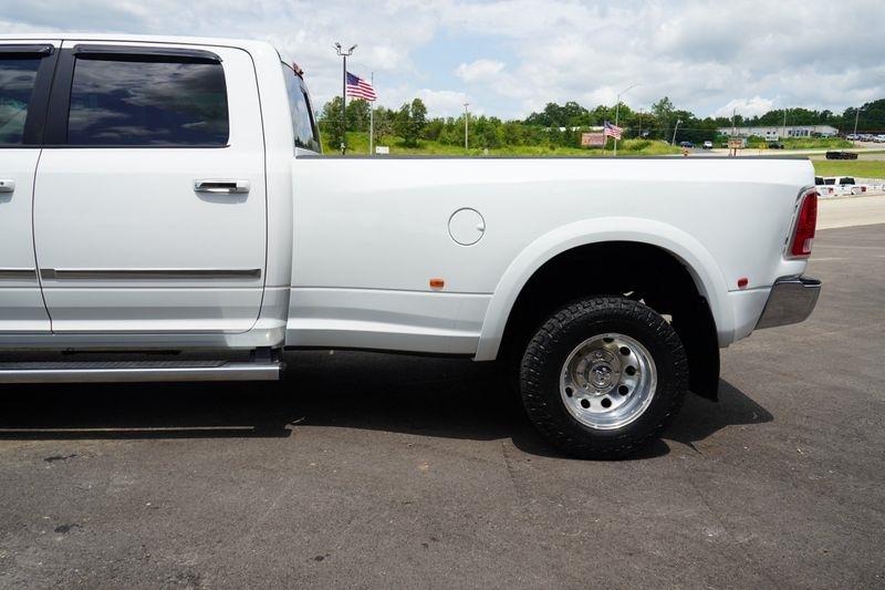 RAM 3500 4WD Crew Cab 169" Laramie 2016