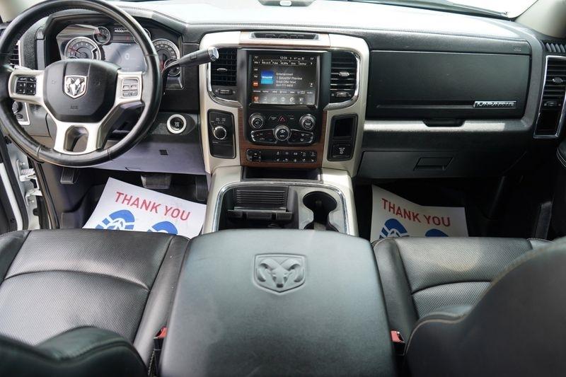 RAM 3500 4WD Crew Cab 169" Laramie 2016