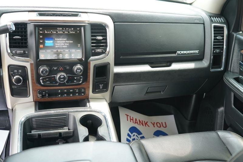 RAM 3500 4WD Crew Cab 169" Laramie 2016