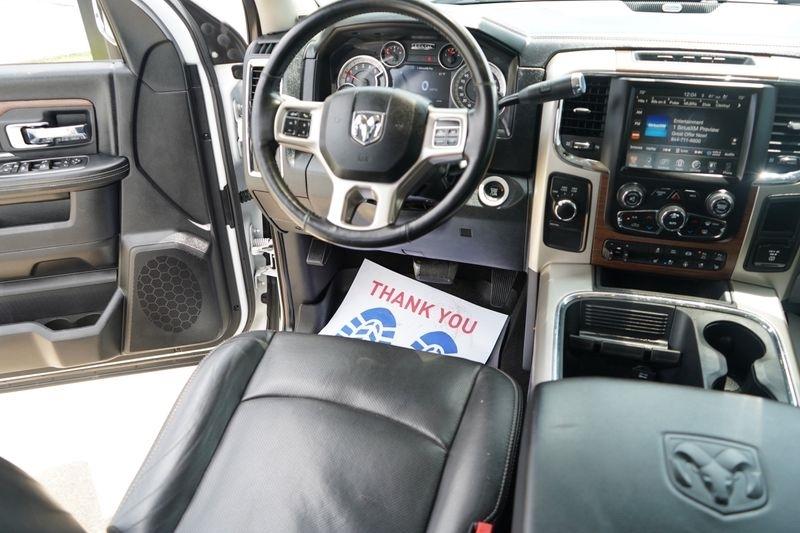 RAM 3500 4WD Crew Cab 169" Laramie 2016