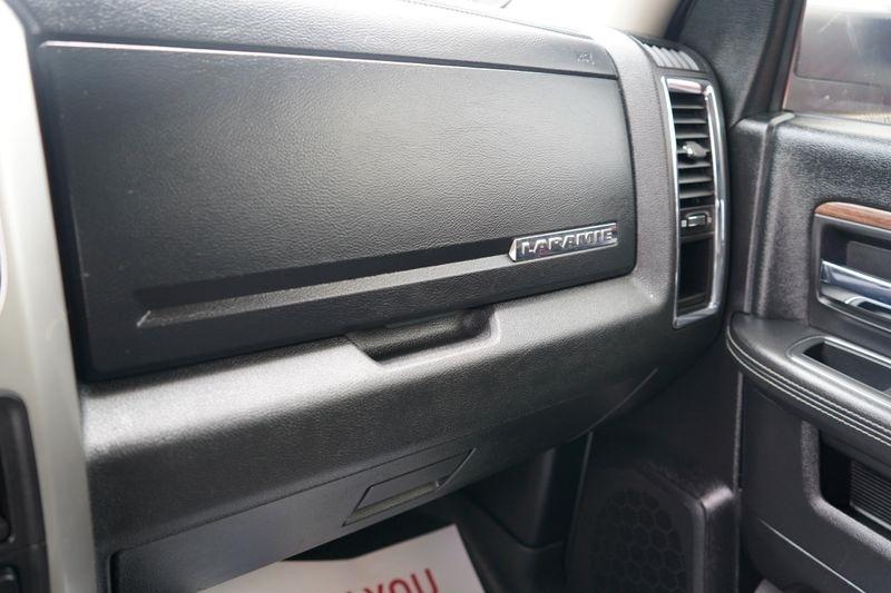 RAM 3500 4WD Crew Cab 169" Laramie 2016