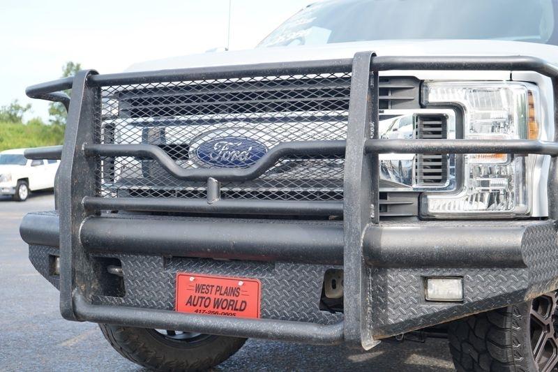 Ford Super Duty F-250 SRW Lariat 4WD SuperCab 8' Box 2018