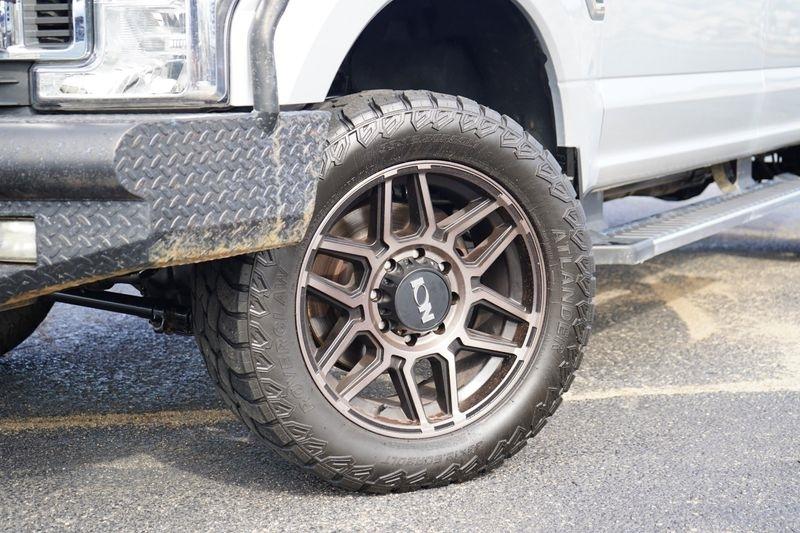 Ford Super Duty F-250 SRW Lariat 4WD SuperCab 8' Box 2018