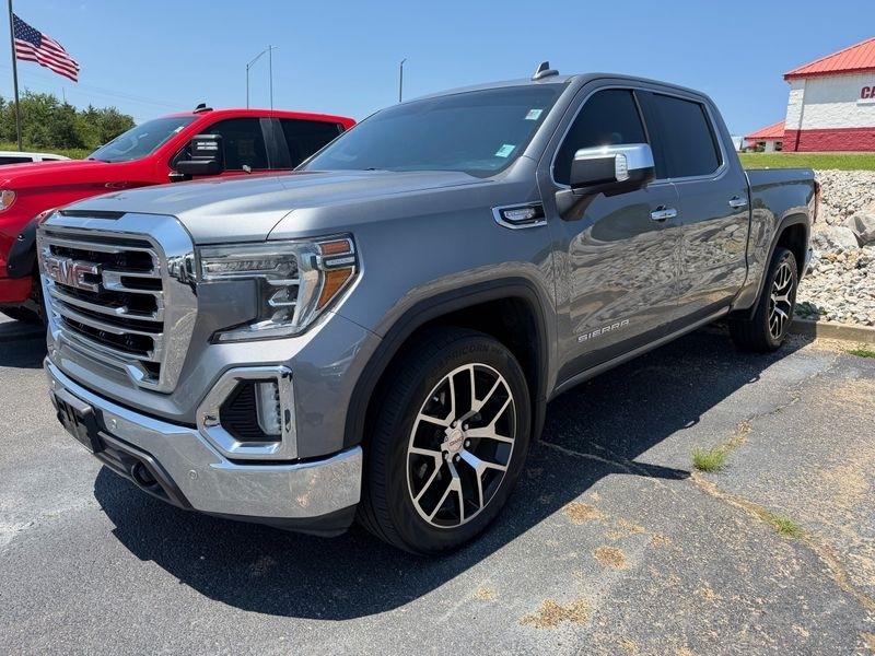 2020 GMC Sierra 4WD Crew Cab Short Box SLT's photo