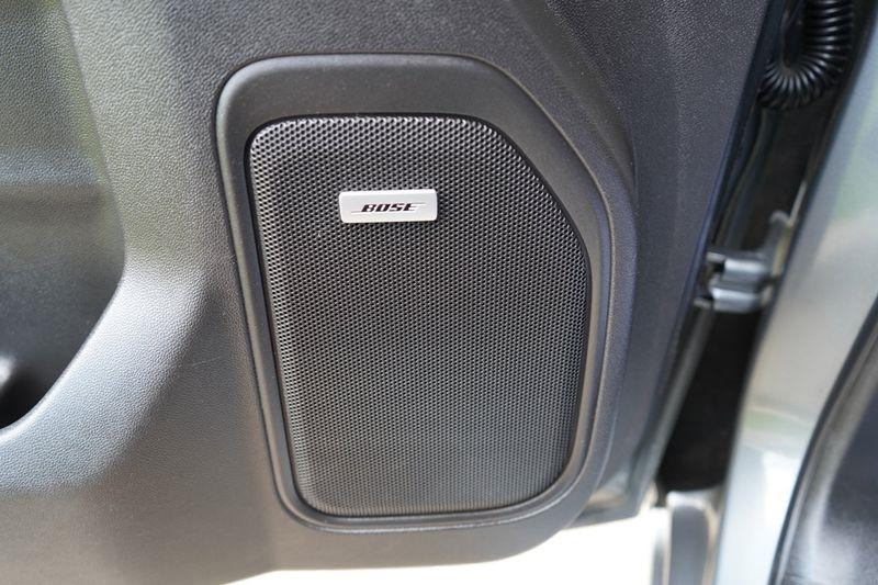 GMC Sierra 1500 4WD Crew Cab 147" SLT 2020