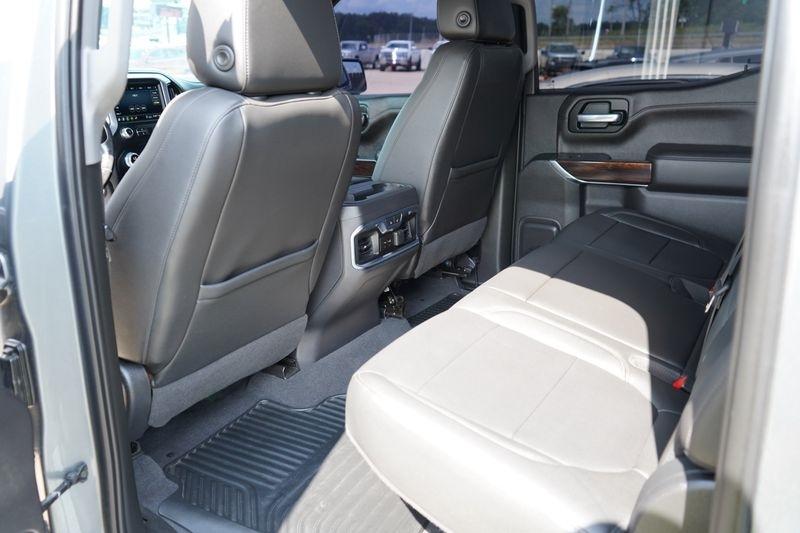 GMC Sierra 1500 4WD Crew Cab 147" SLT 2020