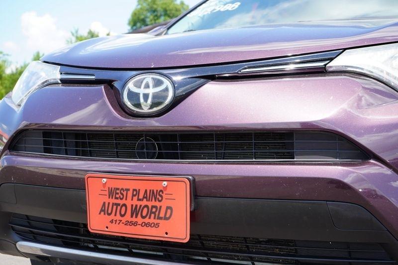Toyota RAV4 XLE AWD (Natl) 2017