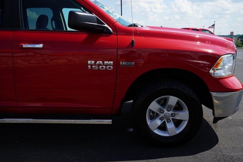 RAM 1500 SLT 4x4 Quad Cab 6'4" Box 2017