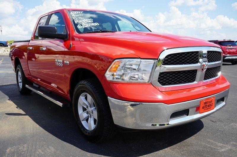 RAM 1500 SLT 4x4 Quad Cab 6'4" Box 2017