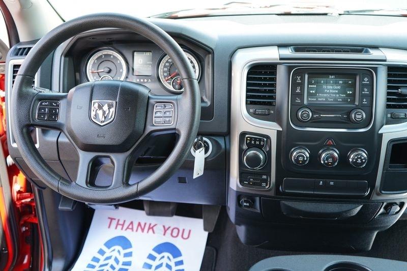 RAM 1500 SLT 4x4 Quad Cab 6'4" Box 2017