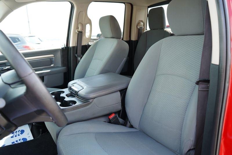 RAM 1500 SLT 4x4 Quad Cab 6'4" Box 2017