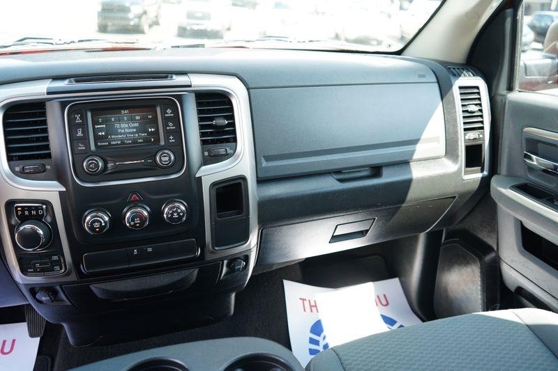 RAM 1500 SLT 4x4 Quad Cab 6'4" Box 2017