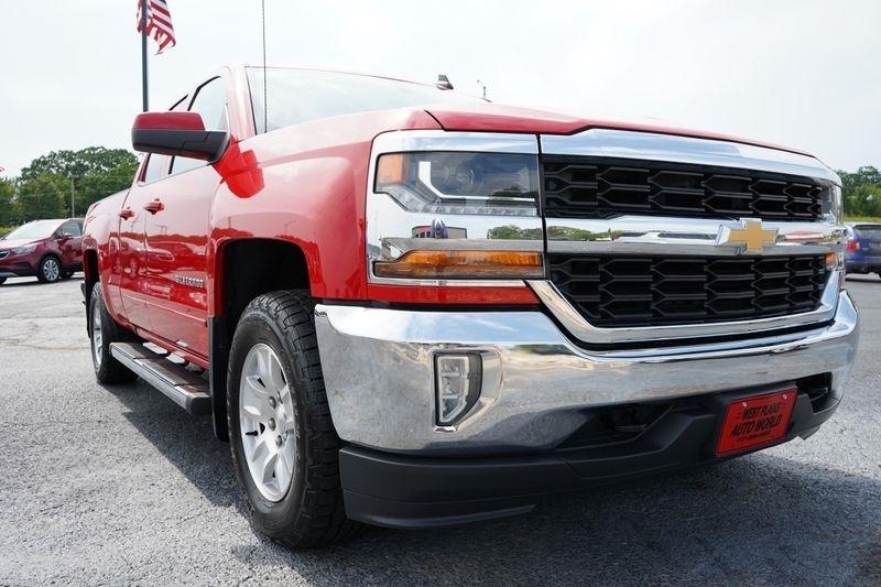 Chevrolet Silverado 1500 4WD Double Cab 143.5" LT w/1LT 2017