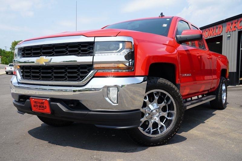 2017 Chevrolet Silverado 1500 4WD Double Cab 143.5" LT w/1LT