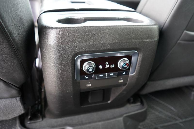 Chevrolet Tahoe 4WD 4dr Z71 2021