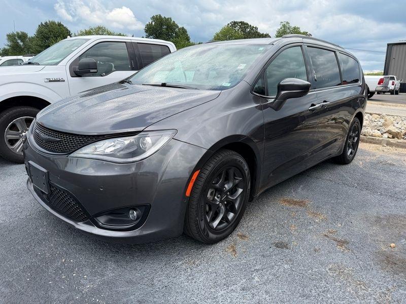 2019 Chrysler Pacifica Touring L Plus FWD
