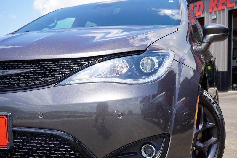Chrysler Pacifica Touring L Plus FWD 2019