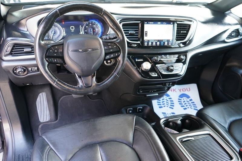 Chrysler Pacifica Touring L Plus FWD 2019