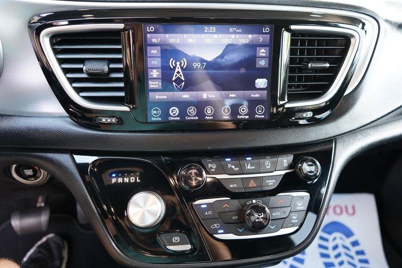 Chrysler Pacifica Touring L Plus FWD 2019