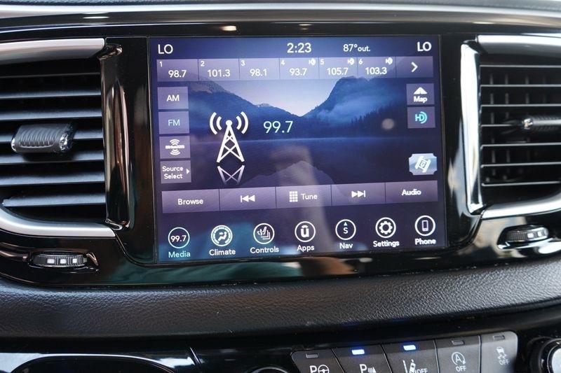 Chrysler Pacifica Touring L Plus FWD 2019