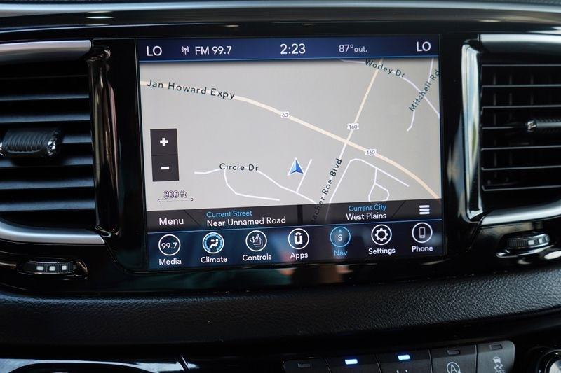 Chrysler Pacifica Touring L Plus FWD 2019