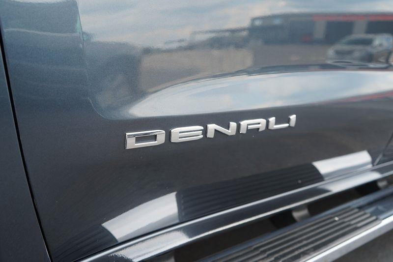 GMC Sierra 1500 4WD Crew Cab 147" Denali 2021