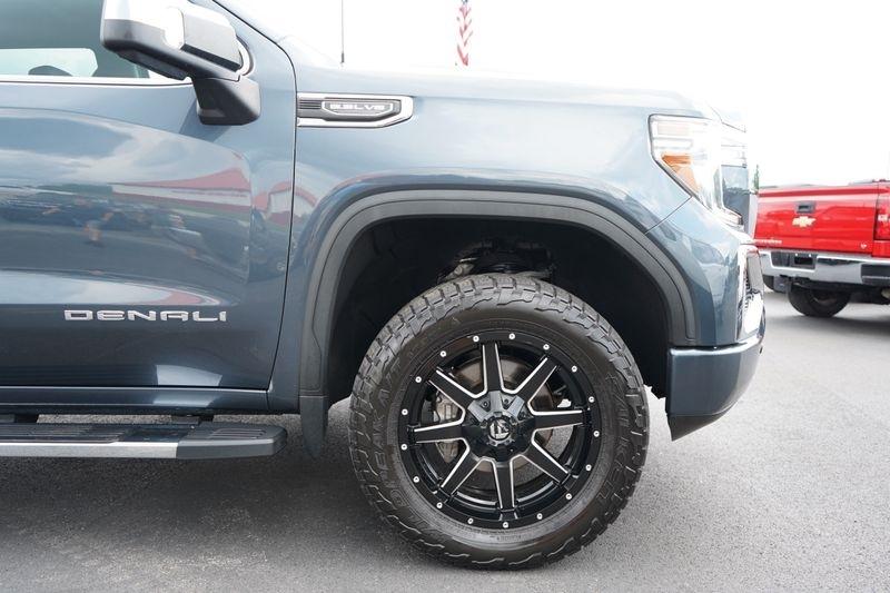 GMC Sierra 1500 4WD Crew Cab 147" Denali 2021